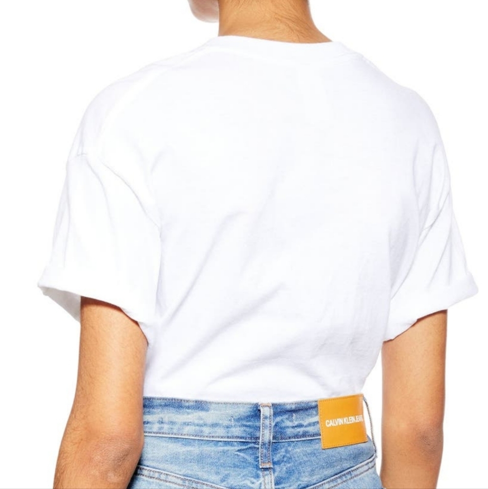 Frida Kahlo Tee - Picture 3 of 3